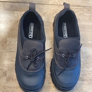 Awesome Lands End Storm chaser/duck boots/shoes